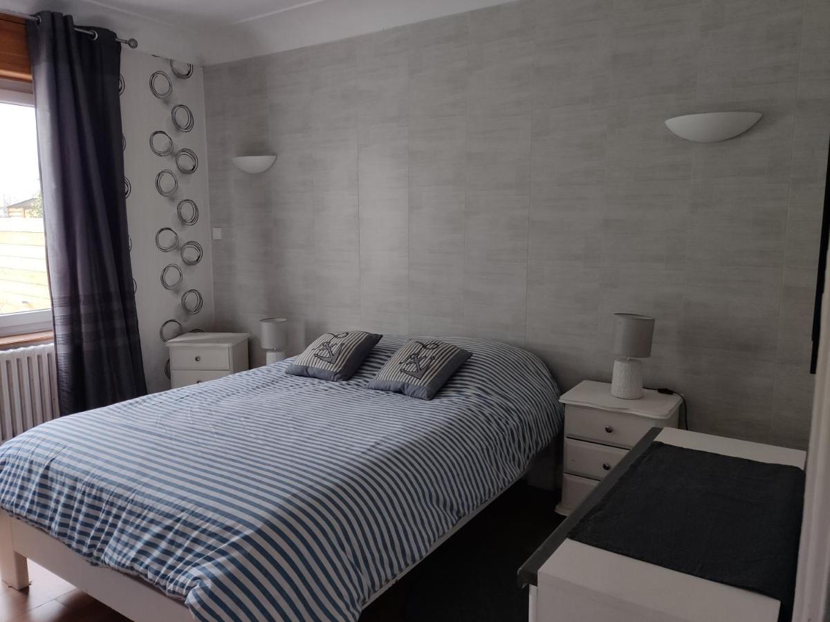 Апартаменти Hyper Centre Studio A Конкарно Екстер'єр фото